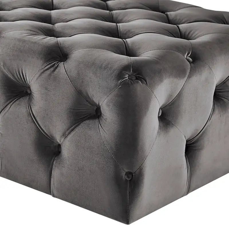 Pouf ottoman capitonné rectangulaire Gdansk avec roulettes