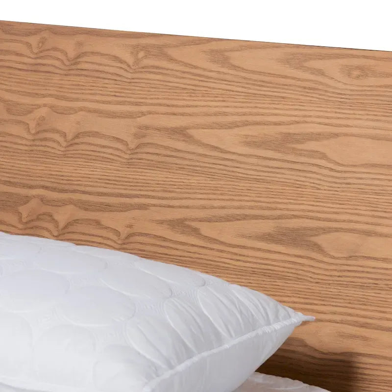 Lit plateforme en bois fini noyer marron, style moderne et contemporain