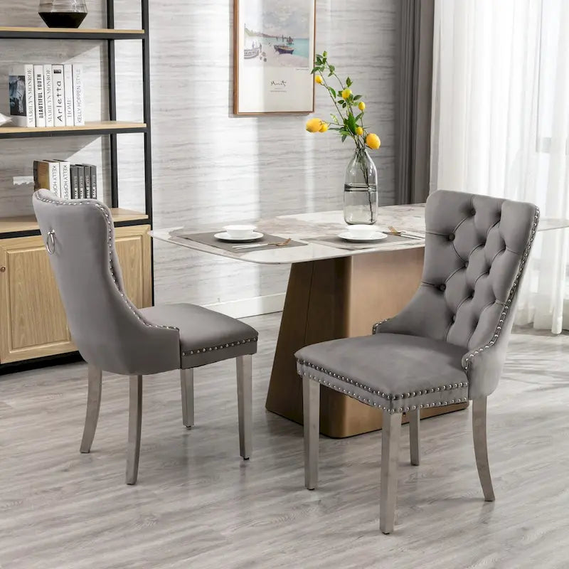 Lot de 2 chaises de salle à manger en velours avec garniture cloutée et pieds en acier inoxydable chromé