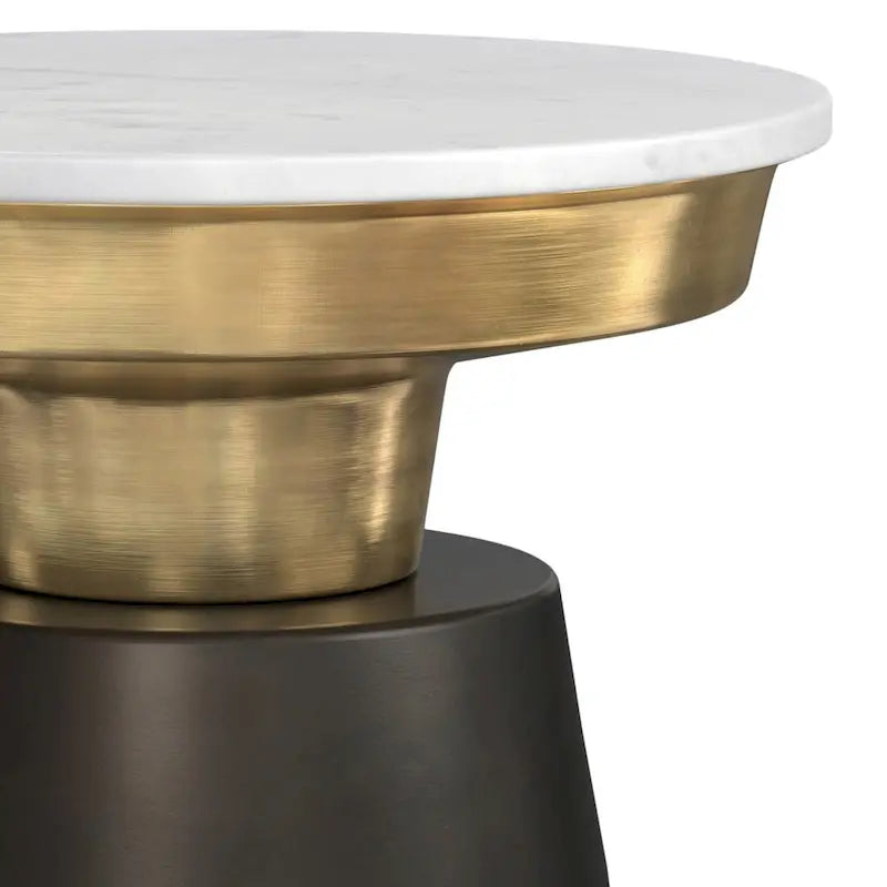 Table d'appoint contemporaine en métal noir, or de 40,6 cm de large - 40,6P x 40,6l x 49,5H cm